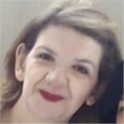 Professora formada com conhecimento em alfabetização